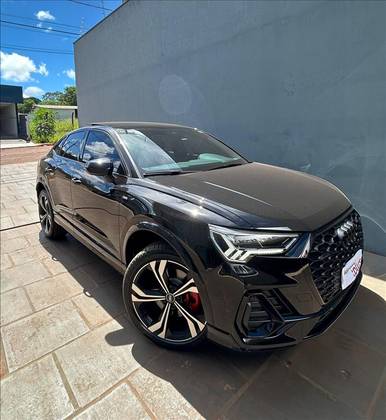 AUDI Q3 2.0 40 TFSI GASOLINA SPORTBACK PERFORMANCE BLACK PLUS QUATTRO TIPTRONIC